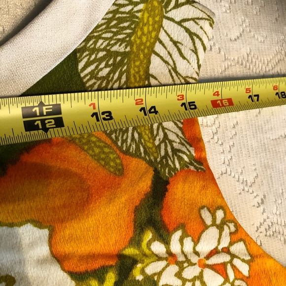 Vintage Hawaiian dress - Picture 14 of 16